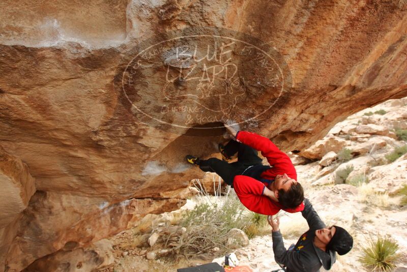 Bouldering in Hueco Tanks on 01/02/2020 with Blue Lizard Climbing and Yoga

Filename: SRM_20200102_1322490.jpg
Aperture: f/5.6
Shutter Speed: 1/250
Body: Canon EOS-1D Mark II
Lens: Canon EF 16-35mm f/2.8 L