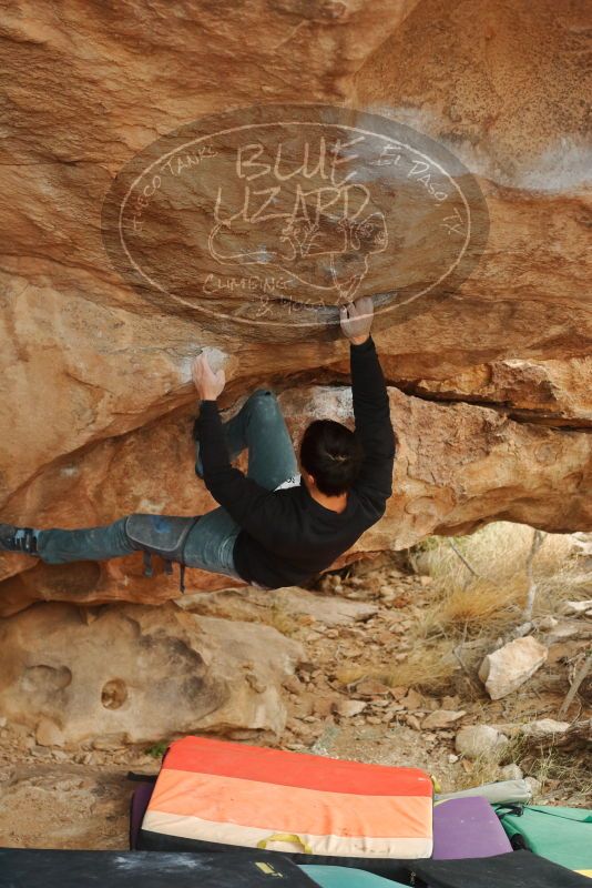 Bouldering in Hueco Tanks on 01/02/2020 with Blue Lizard Climbing and Yoga

Filename: SRM_20200102_1355501.jpg
Aperture: f/3.5
Shutter Speed: 1/500
Body: Canon EOS-1D Mark II
Lens: Canon EF 50mm f/1.8 II