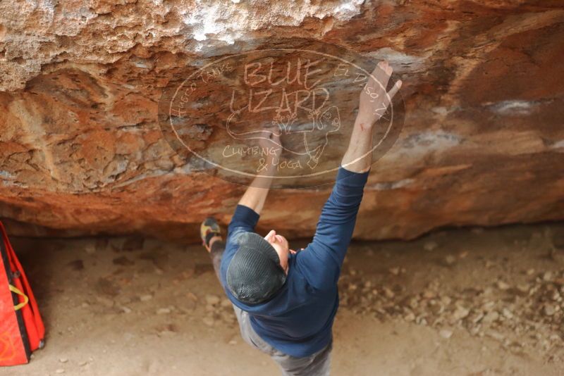 Bouldering in Hueco Tanks on 01/02/2020 with Blue Lizard Climbing and Yoga

Filename: SRM_20200102_1616261.jpg
Aperture: f/2.5
Shutter Speed: 1/250
Body: Canon EOS-1D Mark II
Lens: Canon EF 50mm f/1.8 II