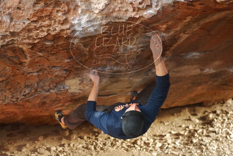 Bouldering in Hueco Tanks on 01/02/2020 with Blue Lizard Climbing and Yoga

Filename: SRM_20200102_1640270.jpg
Aperture: f/2.8
Shutter Speed: 1/250
Body: Canon EOS-1D Mark II
Lens: Canon EF 50mm f/1.8 II