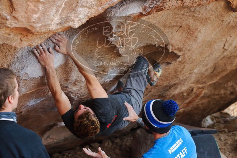 Bouldering in Hueco Tanks on 01/04/2020 with Blue Lizard Climbing and Yoga

Filename: SRM_20200104_1249200.jpg
Aperture: f/4.0
Shutter Speed: 1/250
Body: Canon EOS-1D Mark II
Lens: Canon EF 50mm f/1.8 II