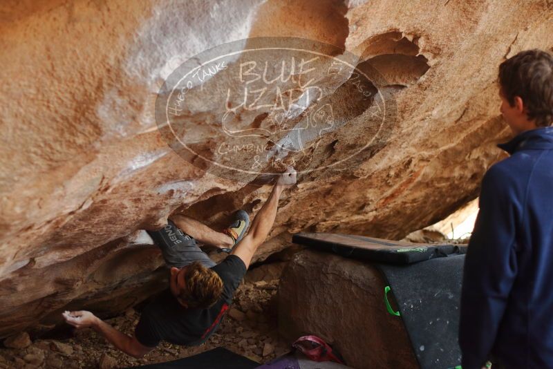 Bouldering in Hueco Tanks on 01/04/2020 with Blue Lizard Climbing and Yoga

Filename: SRM_20200104_1300080.jpg
Aperture: f/2.8
Shutter Speed: 1/250
Body: Canon EOS-1D Mark II
Lens: Canon EF 50mm f/1.8 II