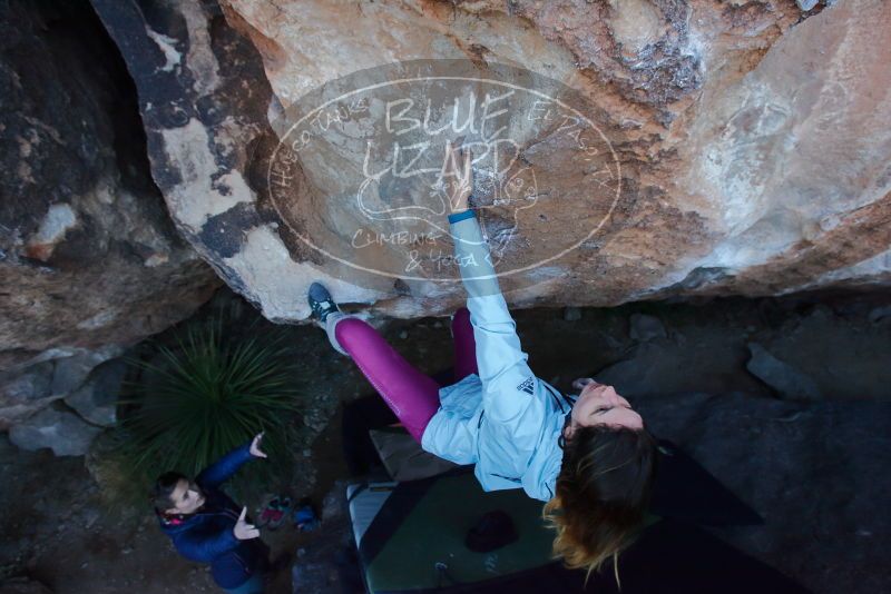 Bouldering in Hueco Tanks on 01/08/2020 with Blue Lizard Climbing and Yoga

Filename: SRM_20200108_1043550.jpg
Aperture: f/6.3
Shutter Speed: 1/250
Body: Canon EOS-1D Mark II
Lens: Canon EF 16-35mm f/2.8 L