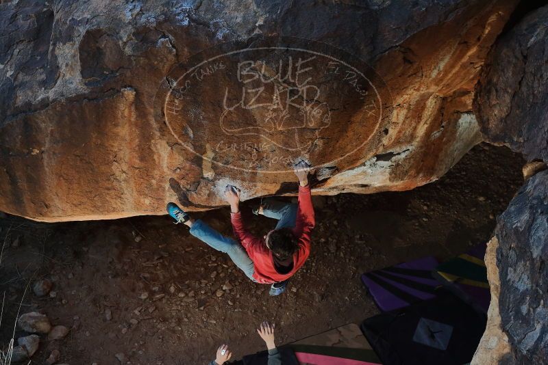 Bouldering in Hueco Tanks on 01/08/2020 with Blue Lizard Climbing and Yoga

Filename: SRM_20200108_1131060.jpg
Aperture: f/5.6
Shutter Speed: 1/250
Body: Canon EOS-1D Mark II
Lens: Canon EF 50mm f/1.8 II