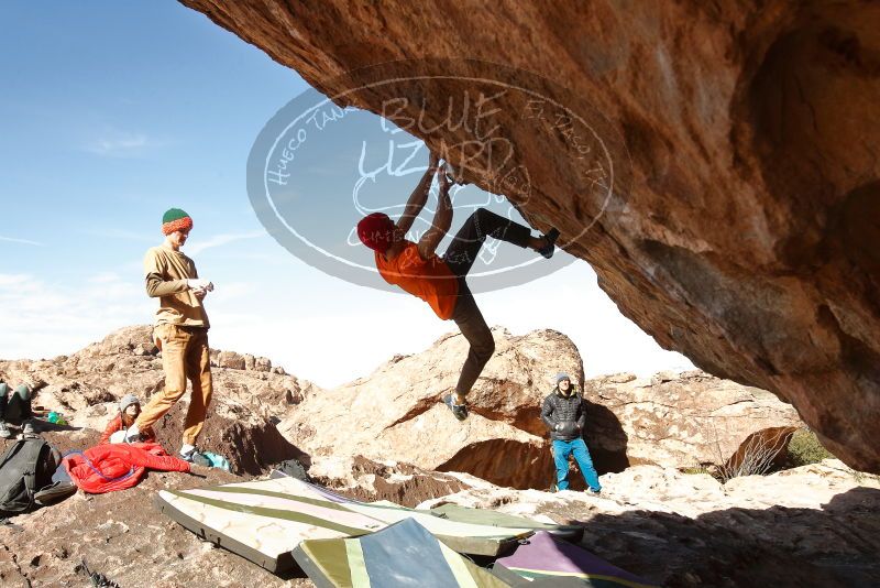 Bouldering in Hueco Tanks on 01/08/2020 with Blue Lizard Climbing and Yoga

Filename: SRM_20200108_1332110.jpg
Aperture: f/8.0
Shutter Speed: 1/500
Body: Canon EOS-1D Mark II
Lens: Canon EF 16-35mm f/2.8 L