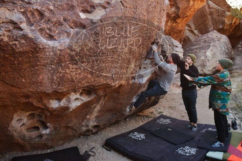 Bouldering in Hueco Tanks on 01/12/2020 with Blue Lizard Climbing and Yoga

Filename: SRM_20200112_1106490.jpg
Aperture: f/5.6
Shutter Speed: 1/250
Body: Canon EOS-1D Mark II
Lens: Canon EF 16-35mm f/2.8 L