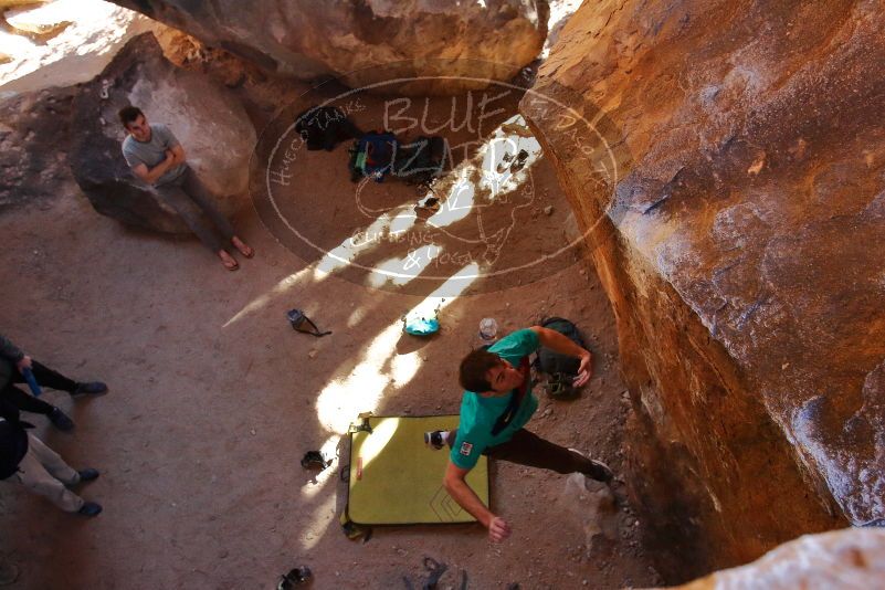 Bouldering in Hueco Tanks on 01/18/2020 with Blue Lizard Climbing and Yoga

Filename: SRM_20200118_1603230.jpg
Aperture: f/4.5
Shutter Speed: 1/250
Body: Canon EOS-1D Mark II
Lens: Canon EF 16-35mm f/2.8 L