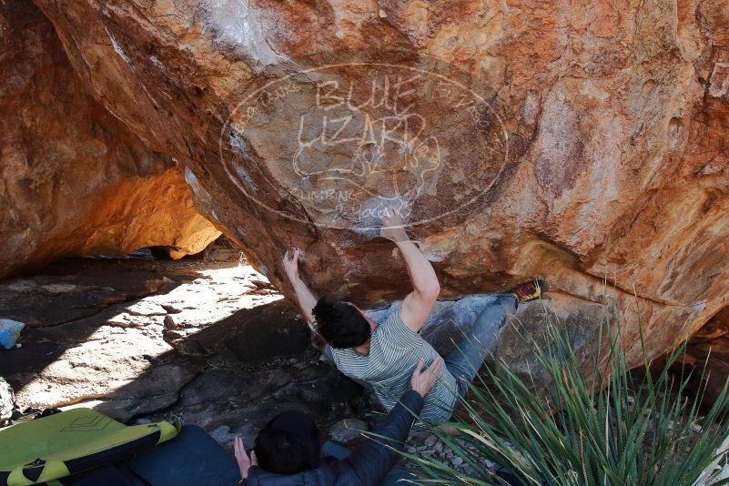 Bouldering in Hueco Tanks on 01/18/2020 with Blue Lizard Climbing and Yoga

Filename: SRM_20200118_1142480.jpg
Aperture: f/7.1
Shutter Speed: 1/250
Body: Canon EOS-1D Mark II
Lens: Canon EF 16-35mm f/2.8 L