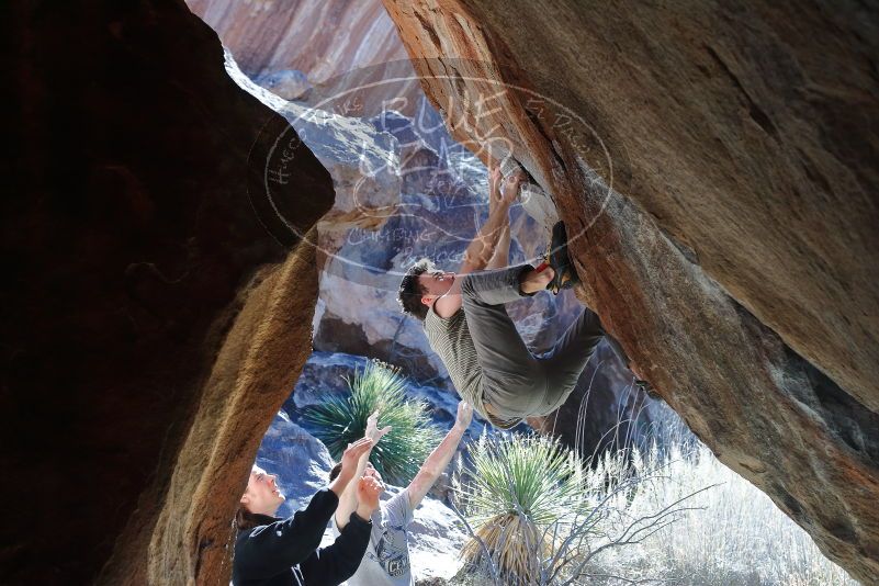 Bouldering in Hueco Tanks on 01/18/2020 with Blue Lizard Climbing and Yoga

Filename: SRM_20200118_1305010.jpg
Aperture: f/5.0
Shutter Speed: 1/250
Body: Canon EOS-1D Mark II
Lens: Canon EF 50mm f/1.8 II