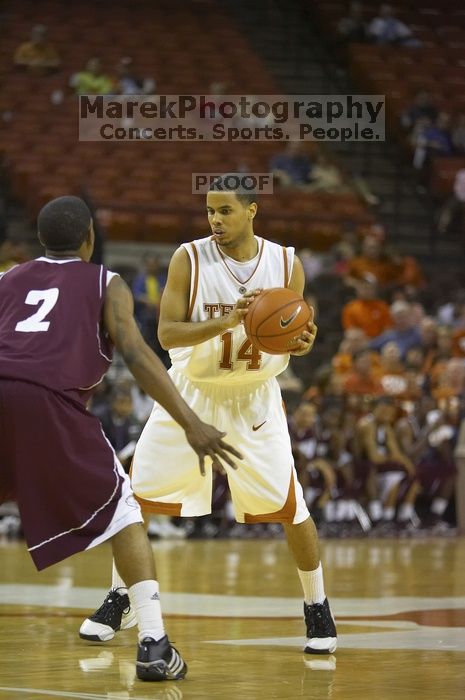 Guard D.J. Augustin, #14.  The longhorns defeated the Texas Southern University (TSU) Tigers 90-50 Tuesday night.

Filename: SRM_20061128_2045481.jpg
Aperture: f/2.8
Shutter Speed: 1/640
Body: Canon EOS-1D Mark II
Lens: Canon EF 80-200mm f/2.8 L