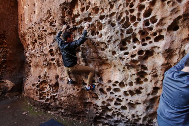 Bouldering in Hueco Tanks on 01/26/2020 with Blue Lizard Climbing and Yoga

Filename: SRM_20200126_1232010.jpg
Aperture: f/3.2
Shutter Speed: 1/125
Body: Canon EOS-1D Mark II
Lens: Canon EF 16-35mm f/2.8 L