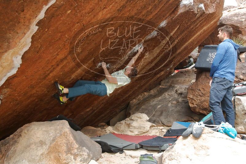 Bouldering in Hueco Tanks on 01/27/2020 with Blue Lizard Climbing and Yoga

Filename: SRM_20200127_1247080.jpg
Aperture: f/5.0
Shutter Speed: 1/250
Body: Canon EOS-1D Mark II
Lens: Canon EF 16-35mm f/2.8 L