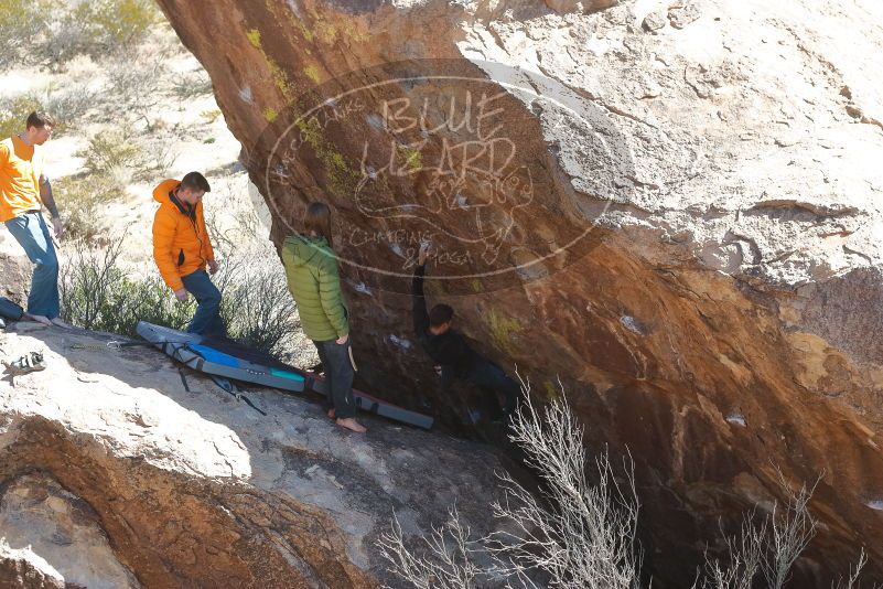 Bouldering in Hueco Tanks on 01/29/2020 with Blue Lizard Climbing and Yoga

Filename: SRM_20200129_1413151.jpg
Aperture: f/4.0
Shutter Speed: 1/250
Body: Canon EOS-1D Mark II
Lens: Canon EF 50mm f/1.8 II