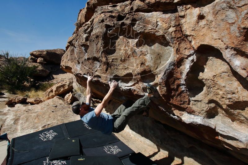 Bouldering in Hueco Tanks on 03/06/2020 with Blue Lizard Climbing and Yoga

Filename: SRM_20200306_1121580.jpg
Aperture: f/7.1
Shutter Speed: 1/400
Body: Canon EOS-1D Mark II
Lens: Canon EF 16-35mm f/2.8 L