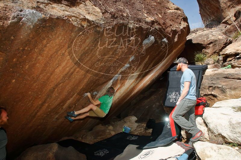 Bouldering in Hueco Tanks on 03/06/2020 with Blue Lizard Climbing and Yoga

Filename: SRM_20200306_1516520.jpg
Aperture: f/8.0
Shutter Speed: 1/250
Body: Canon EOS-1D Mark II
Lens: Canon EF 16-35mm f/2.8 L