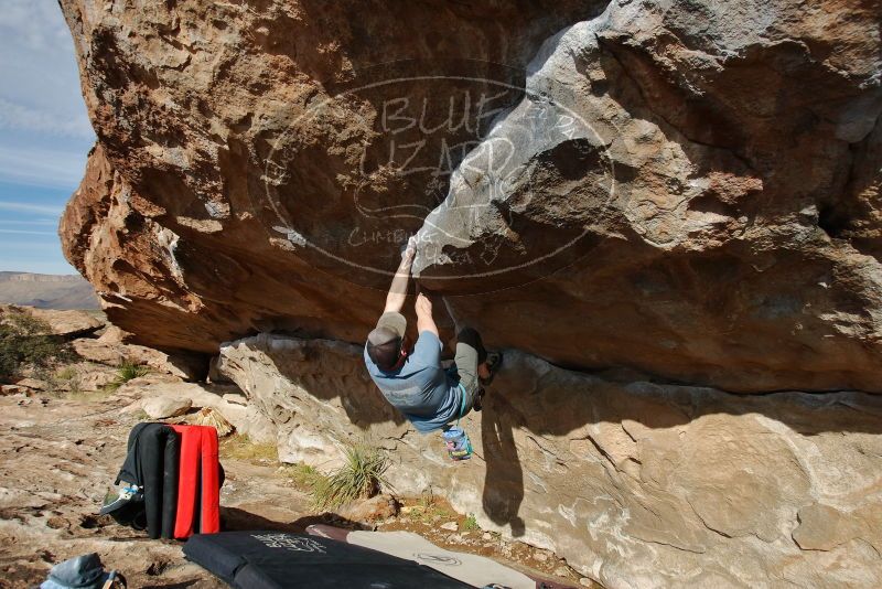 Bouldering in Hueco Tanks on 03/06/2020 with Blue Lizard Climbing and Yoga

Filename: SRM_20200306_1629590.jpg
Aperture: f/5.6
Shutter Speed: 1/640
Body: Canon EOS-1D Mark II
Lens: Canon EF 16-35mm f/2.8 L