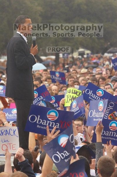 Obama speaking to a crowd of over 20,000 supporters at The Barack Obama "Kick-Ass" Rally--the Obama for president, 2008, rally, held in Austin, Friday, February 23, 2007.

Filename: SRM_20070223_1528327.jpg
Aperture: f/7.1
Shutter Speed: 1/320
Body: Canon EOS 20D
Lens: Canon EF 80-200mm f/2.8 L