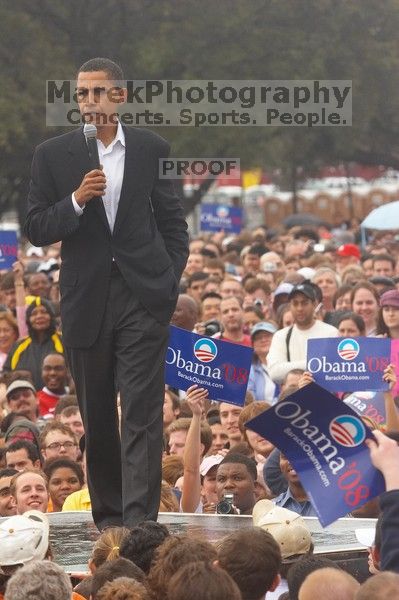 Obama speaking to a crowd of over 20,000 supporters at The Barack Obama "Kick-Ass" Rally--the Obama for president, 2008, rally, held in Austin, Friday, February 23, 2007.

Filename: SRM_20070223_1529187.jpg
Aperture: f/6.3
Shutter Speed: 1/320
Body: Canon EOS 20D
Lens: Canon EF 80-200mm f/2.8 L