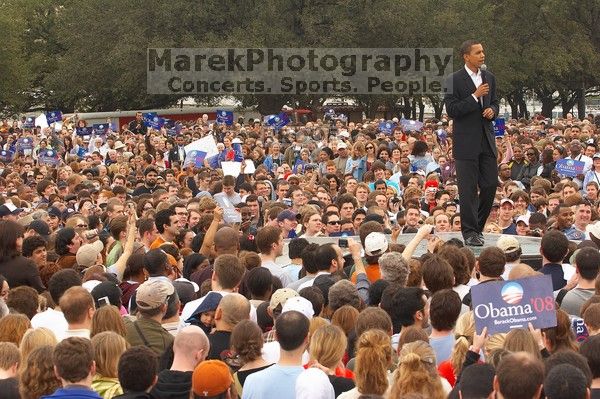 Obama speaking to a crowd of over 20,000 supporters at The Barack Obama "Kick-Ass" Rally--the Obama for president, 2008, rally, held in Austin, Friday, February 23, 2007.

Filename: SRM_20070223_1548043.jpg
Aperture: f/7.1
Shutter Speed: 1/250
Body: Canon EOS 20D
Lens: Canon EF 80-200mm f/2.8 L