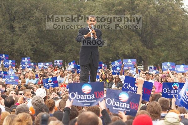 Obama speaking to a crowd of over 20,000 supporters at The Barack Obama "Kick-Ass" Rally--the Obama for president, 2008, rally, held in Austin, Friday, February 23, 2007.

Filename: SRM_20070223_1554268.jpg
Aperture: f/4.5
Shutter Speed: 1/250
Body: Canon EOS 20D
Lens: Canon EF 80-200mm f/2.8 L