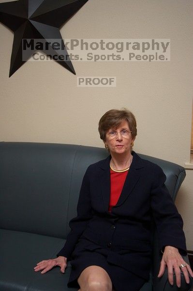 Portraits of UT Vice President of Employee and Campus Services Patricia L Clubb.

Filename: SRM_20070301_1408041.jpg
Aperture: f/4.5
Shutter Speed: 1/250
Body: Canon EOS-1D Mark II
Lens: Sigma 15-30mm f/3.5-4.5 EX Aspherical DG DF