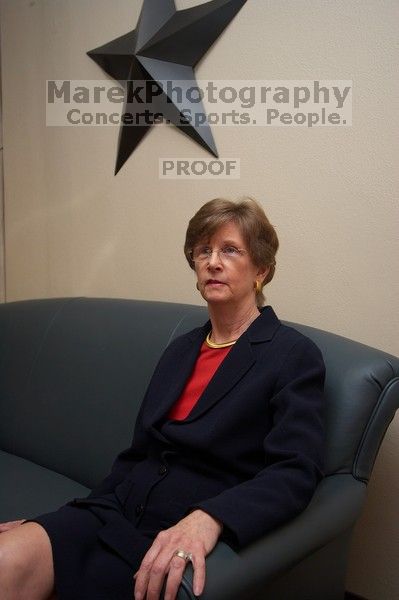 Portraits of UT Vice President of Employee and Campus Services Patricia L Clubb.

Filename: SRM_20070301_1408344.jpg
Aperture: f/4.5
Shutter Speed: 1/250
Body: Canon EOS-1D Mark II
Lens: Sigma 15-30mm f/3.5-4.5 EX Aspherical DG DF