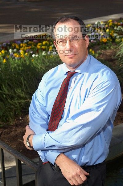 Portraits of UT Vice President of Information Technology Brian E Roberts.

Filename: SRM_20070226_0908027.jpg
Aperture: f/5.6
Shutter Speed: 1/250
Body: Canon EOS 20D
Lens: Canon EF 50mm f/1.8 II