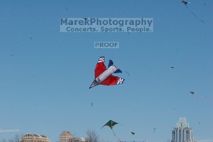 79th annual Zilker Park Kite Festival, Sunday, March 4, 2007.

Filename: SRM_20070304_1608107.jpg
Aperture: f/16.0
Shutter Speed: 1/500
Body: Canon EOS 20D
Lens: Canon EF 80-200mm f/2.8 L