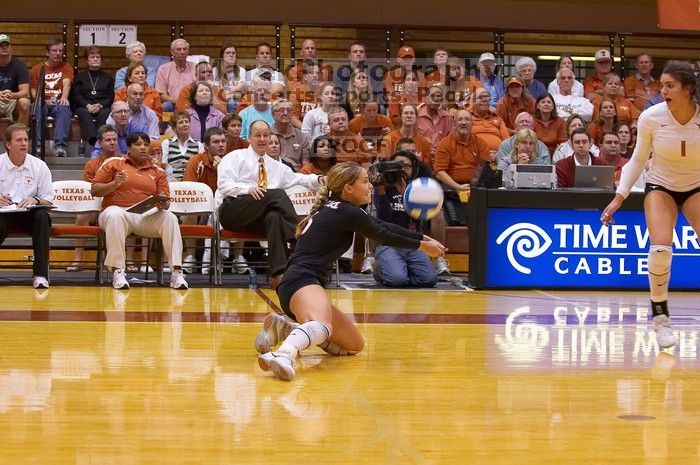 UT senior Alyson Jennings (#16, L) dives for the dig as UT freshman Juliann Faucette (#1, OH) watches.  The Longhorns defeated the Huskers 3-0 on Wednesday night, October 24, 2007 at Gregory Gym.

Filename: SRM_20071024_2007589.jpg
Aperture: f/4.0
Shutter Speed: 1/320
Body: Canon EOS-1D Mark II
Lens: Canon EF 80-200mm f/2.8 L