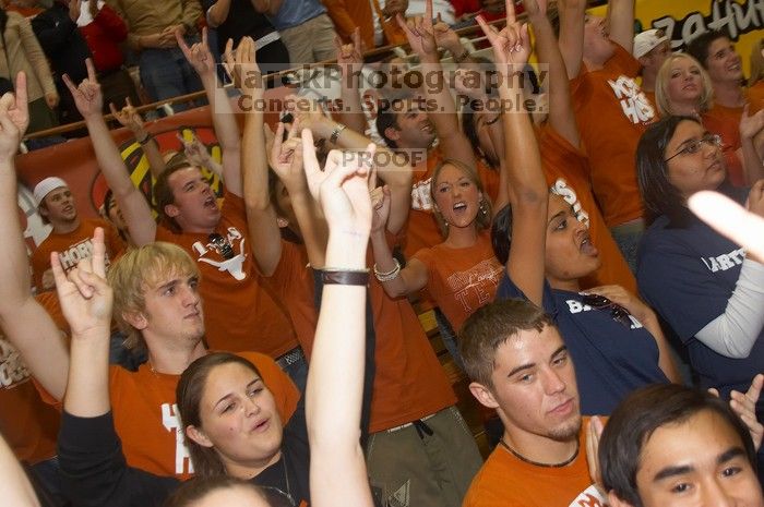 The Longhorns defeated the Huskers 3-0 on Wednesday night, October 24, 2007 at Gregory Gym.

Filename: SRM_20071024_2015385.jpg
Aperture: f/5.6
Shutter Speed: 1/100
Body: Canon EOS 20D
Lens: Canon EF-S 18-55mm f/3.5-5.6