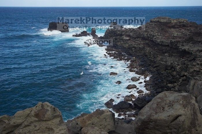 Hike to the Nakalele blowholes along the surf-beaten lava formations.

Filename: SRM_20071219_1333016.jpg
Aperture: f/10.0
Shutter Speed: 1/800
Body: Canon EOS-1D Mark II
Lens: Sigma 15-30mm f/3.5-4.5 EX Aspherical DG DF