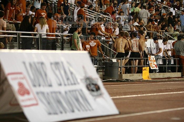 The University of Texas women's soccer team tied 0-0 against the Texas A&M Aggies Friday night, September 27, 2008.

Filename: SRM_20080926_1953506.jpg
Aperture: f/2.8
Shutter Speed: 1/500
Body: Canon EOS 20D
Lens: Canon EF 80-200mm f/2.8 L