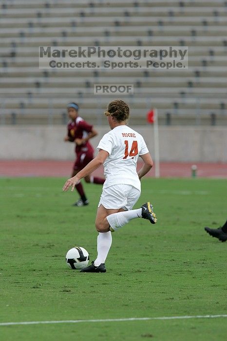 UT senior Kasey Moore (#14, Defender).  The University of Texas women's soccer team won 2-1 against the Iowa State Cyclones Sunday afternoon, October 5, 2008.

Filename: SRM_20081005_12082824.jpg
Aperture: f/5.6
Shutter Speed: 1/1600
Body: Canon EOS-1D Mark II
Lens: Canon EF 300mm f/2.8 L IS