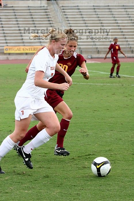 UT freshman Courtney Goodson (#7, Forward and Midfielder) in the second half.  The University of Texas women's soccer team won 2-1 against the Iowa State Cyclones Sunday afternoon, October 5, 2008.

Filename: SRM_20081005_13165676.jpg
Aperture: f/5.6
Shutter Speed: 1/640
Body: Canon EOS 20D
Lens: Canon EF 80-200mm f/2.8 L