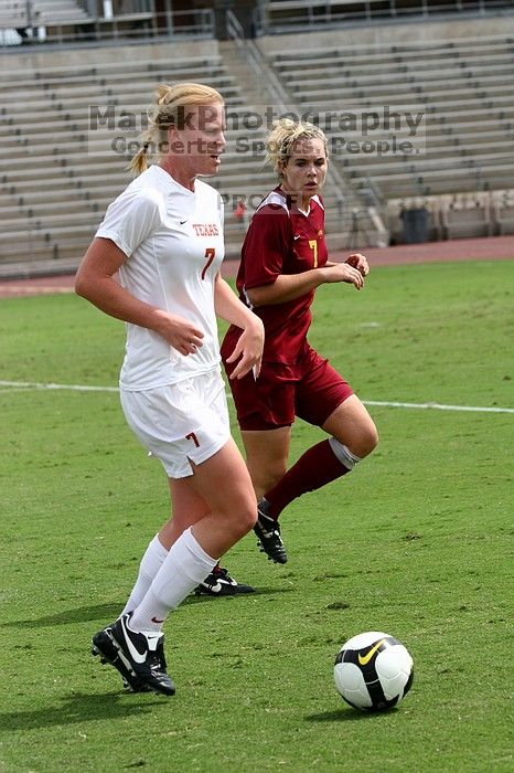 UT freshman Courtney Goodson (#7, Forward and Midfielder) in the second half.  The University of Texas women's soccer team won 2-1 against the Iowa State Cyclones Sunday afternoon, October 5, 2008.

Filename: SRM_20081005_13454838.jpg
Aperture: f/5.0
Shutter Speed: 1/2000
Body: Canon EOS 20D
Lens: Canon EF 80-200mm f/2.8 L