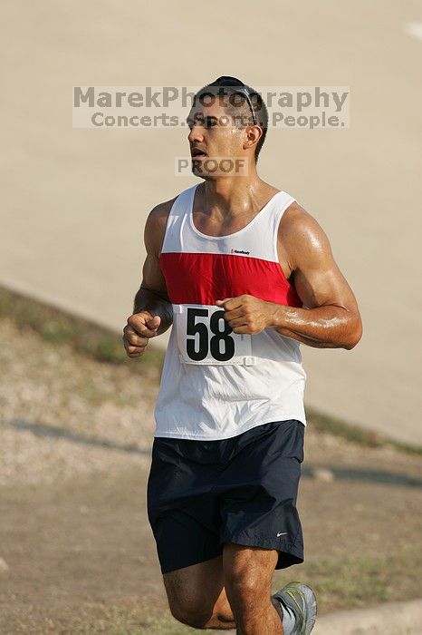 The Army Dillo half-marathon and 32K race.

Filename: SRM_20080921_0846583.jpg
Aperture: f/4.0
Shutter Speed: 1/1600
Body: Canon EOS-1D Mark II
Lens: Canon EF 300mm f/2.8 L IS