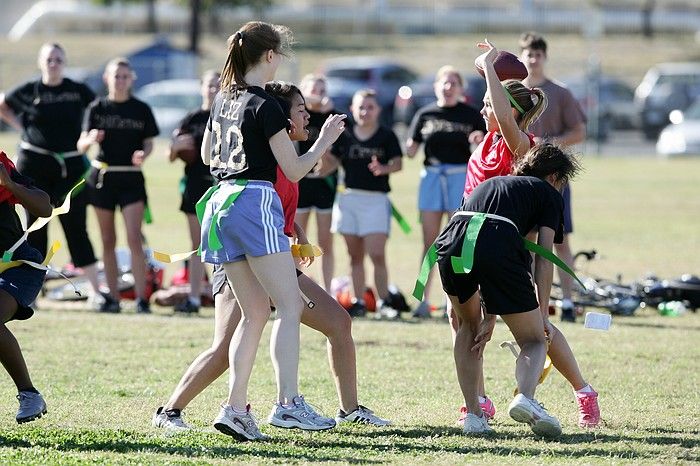 The Cheetahs (chemical engineering team) lost in the Fall 2008 UT flag football intramural championship game on November 9, 2008.

Filename: SRM_20081109_15371013.jpg
Aperture: f/4.0
Shutter Speed: 1/1600
Body: Canon EOS-1D Mark II
Lens: Canon EF 300mm f/2.8 L IS