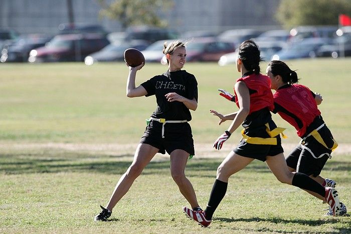 The Cheetahs (chemical engineering team) lost in the Fall 2008 UT flag football intramural championship game on November 9, 2008.

Filename: SRM_20081109_15382236.jpg
Aperture: f/4.0
Shutter Speed: 1/2000
Body: Canon EOS-1D Mark II
Lens: Canon EF 300mm f/2.8 L IS