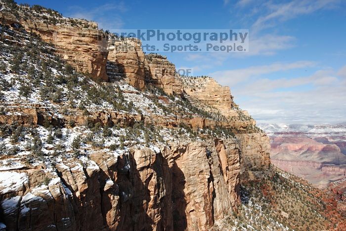 Hike up the Bright Angel trail from Indian Gardens campground, while backpacking the Grand Canyon, on Sunday, January 4, 2009.

Filename: SRM_20090104_12372157.JPG
Aperture: f/16.0
Shutter Speed: 1/60
Body: Canon EOS-1D Mark II
Lens: Canon EF 16-35mm f/2.8 L