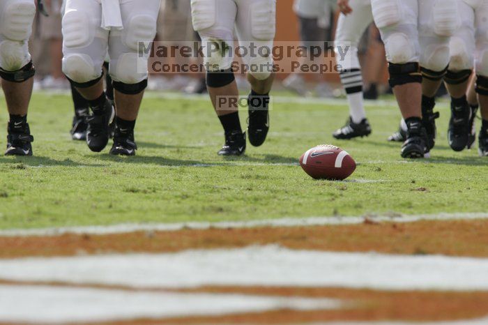 The University of Texas football team defeated the Arkansas Razorbacks with a score of 52-10 in Austin, TX on Saturday, September 27, 2008.

Filename: SRM_20080927_15363054.jpg
Aperture: f/5.6
Shutter Speed: 1/1250
Body: Canon EOS-1D Mark II
Lens: Canon EF 300mm f/2.8 L IS