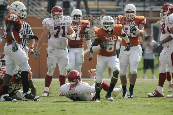 The University of Texas football team defeated the Arkansas Razorbacks with a score of 52-10 in Austin, TX on Saturday, September 27, 2008.

Filename: SRM_20080927_15462051.jpg
Aperture: f/5.6
Shutter Speed: 1/1250
Body: Canon EOS-1D Mark II
Lens: Canon EF 300mm f/2.8 L IS