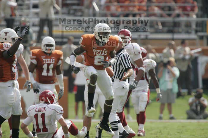 The University of Texas football team defeated the Arkansas Razorbacks with a score of 52-10 in Austin, TX on Saturday, September 27, 2008.

Filename: SRM_20080927_15462255.jpg
Aperture: f/5.6
Shutter Speed: 1/1250
Body: Canon EOS-1D Mark II
Lens: Canon EF 300mm f/2.8 L IS