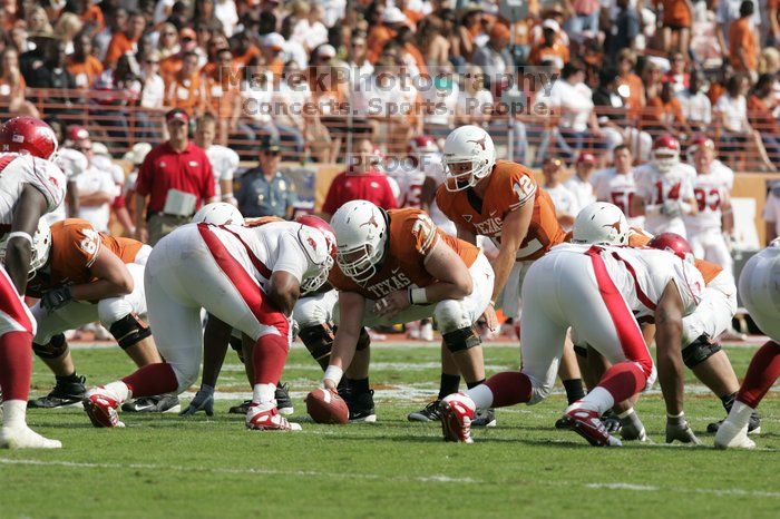 The University of Texas football team defeated the Arkansas Razorbacks with a score of 52-10 in Austin, TX on Saturday, September 27, 2008.

Filename: SRM_20080927_15572474.jpg
Aperture: f/5.6
Shutter Speed: 1/1600
Body: Canon EOS-1D Mark II
Lens: Canon EF 300mm f/2.8 L IS