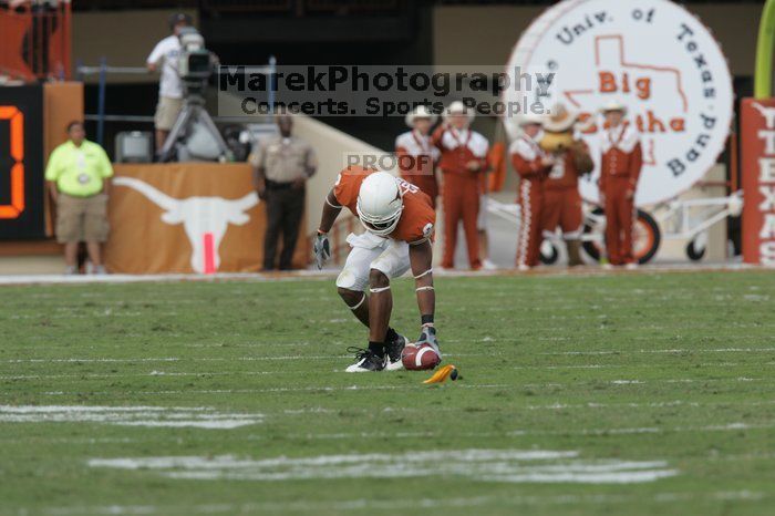 The University of Texas football team defeated the Arkansas Razorbacks with a score of 52-10 in Austin, TX on Saturday, September 27, 2008.

Filename: SRM_20080927_16423068.jpg
Aperture: f/5.6
Shutter Speed: 1/800
Body: Canon EOS-1D Mark II
Lens: Canon EF 300mm f/2.8 L IS