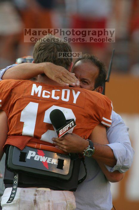 The University of Texas football team defeated the Arkansas Razorbacks with a score of 52-10 in Austin, TX on Saturday, September 27, 2008.

Filename: SRM_20080927_17492497.jpg
Aperture: f/5.6
Shutter Speed: 1/500
Body: Canon EOS DIGITAL REBEL
Lens: Canon EF 300mm f/2.8 L IS