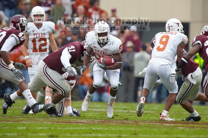 The University of Texas, Austin played Texas A&M in football at Kyle Field, College Station, on November 23, 2007.  UT lost to the Aggies, 30 to 38.

Filename: SRM_20071123_1554206.jpg
Aperture: f/5.6
Shutter Speed: 1/500
Body: Canon EOS-1D Mark II
Lens: Canon EF 300mm f/2.8 L IS