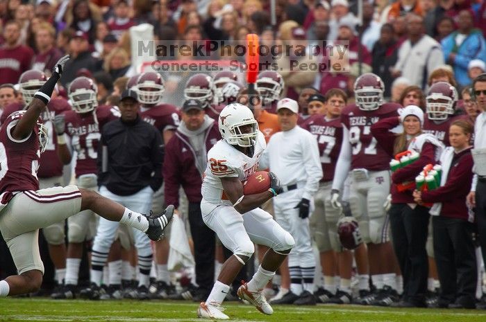 The University of Texas, Austin played Texas A&M in football at Kyle Field, College Station, on November 23, 2007.  UT lost to the Aggies, 30 to 38.

Filename: SRM_20071123_1602183.jpg
Aperture: f/5.6
Shutter Speed: 1/640
Body: Canon EOS-1D Mark II
Lens: Canon EF 300mm f/2.8 L IS