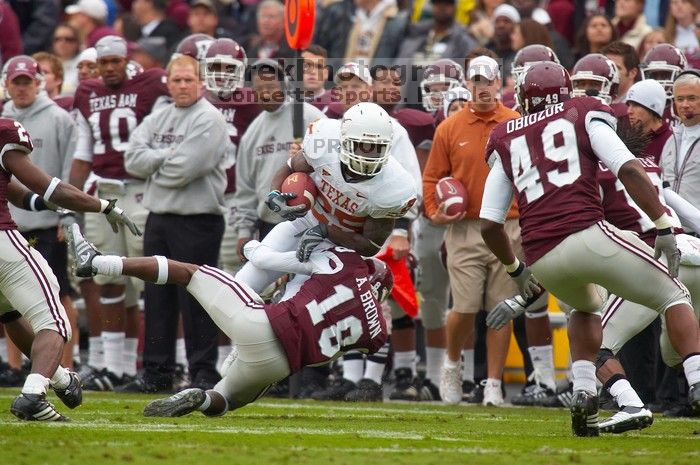 The University of Texas, Austin played Texas A&M in football at Kyle Field, College Station, on November 23, 2007.  UT lost to the Aggies, 30 to 38.

Filename: SRM_20071123_1602261.jpg
Aperture: f/5.6
Shutter Speed: 1/640
Body: Canon EOS-1D Mark II
Lens: Canon EF 300mm f/2.8 L IS