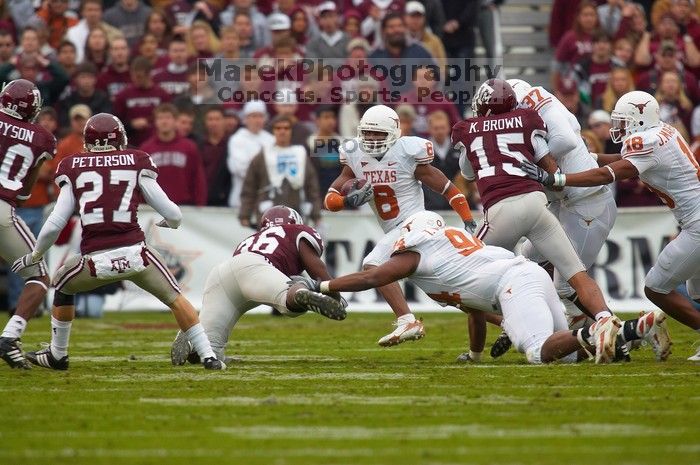 The University of Texas, Austin played Texas A&M in football at Kyle Field, College Station, on November 23, 2007.  UT lost to the Aggies, 30 to 38.

Filename: SRM_20071123_1626342.jpg
Aperture: f/5.6
Shutter Speed: 1/640
Body: Canon EOS-1D Mark II
Lens: Canon EF 300mm f/2.8 L IS