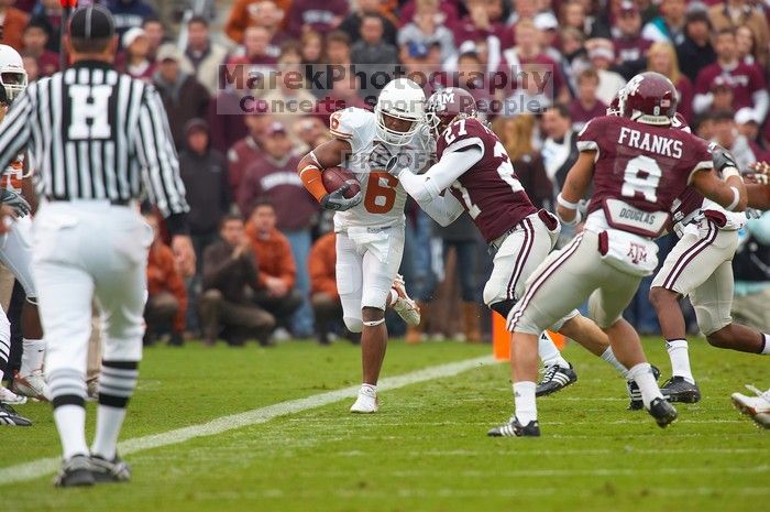 The University of Texas, Austin played Texas A&M in football at Kyle Field, College Station, on November 23, 2007.  UT lost to the Aggies, 30 to 38.

Filename: SRM_20071123_1626526.jpg
Aperture: f/5.6
Shutter Speed: 1/400
Body: Canon EOS-1D Mark II
Lens: Canon EF 300mm f/2.8 L IS